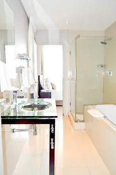 Aquarius Luxury Suites Bloubergstrand 0*,